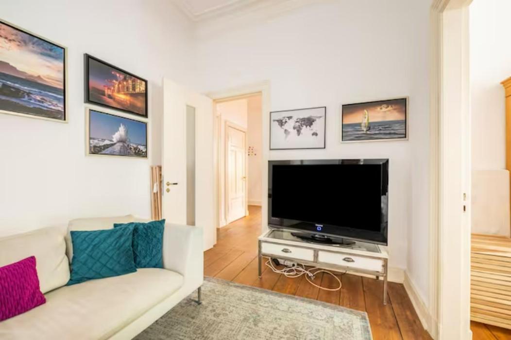 Grosszuegige 185M2-Altbauwohnung In Bestlage 7Zimmer-2Baeder-2Kuechen-2Wcs Αμβούργο Εξωτερικό φωτογραφία