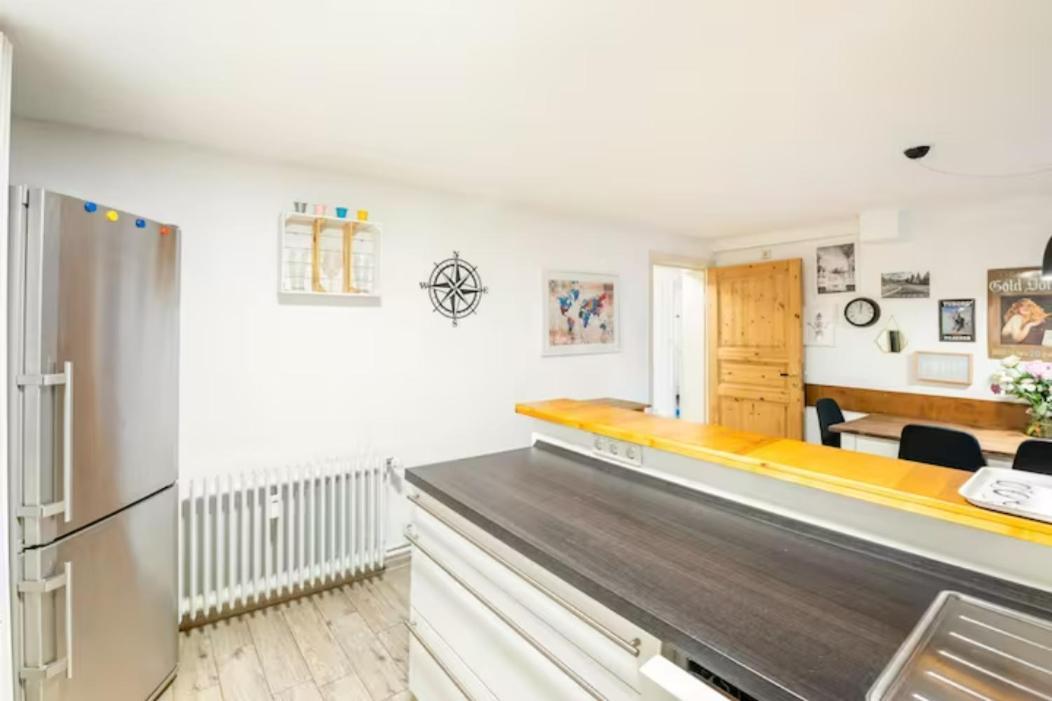 Grosszuegige 185M2-Altbauwohnung In Bestlage 7Zimmer-2Baeder-2Kuechen-2Wcs Αμβούργο Εξωτερικό φωτογραφία