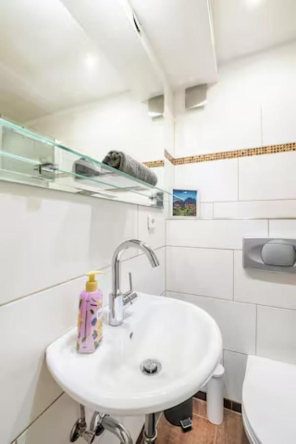 Grosszuegige 185M2-Altbauwohnung In Bestlage 7Zimmer-2Baeder-2Kuechen-2Wcs Αμβούργο Εξωτερικό φωτογραφία